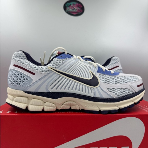 Nike Air Zoom Vomero 5 Blue Tint BRAND NEW Size 10 Women - Picture 2 of 8